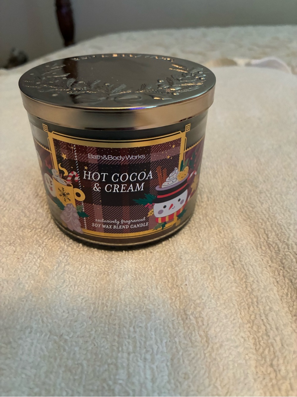 NWT Bath & Body Works Hot Cocoa & Cream Soy Wax Candle - Brown 3-wick candle